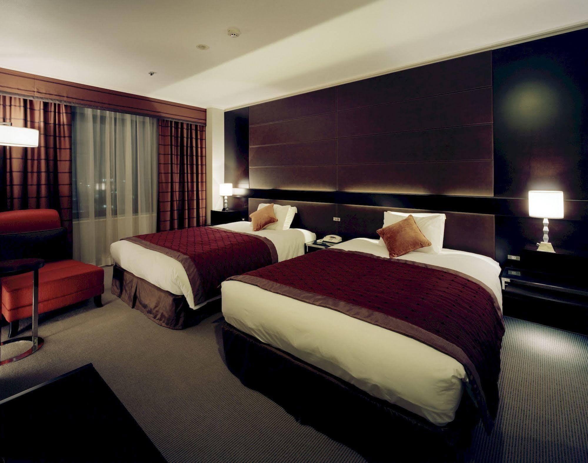 Toyama Daiichi Hotel Экстерьер фото